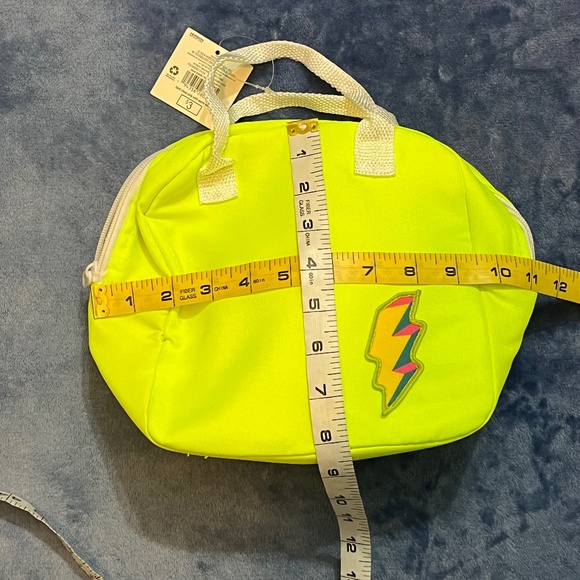 Neon Yellow NEW Kids’ Insulated Lunch Bag with Lightning Bolt Patch - Picture 8 of 9